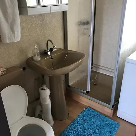 4 Pers Heist From July 2025 Completely Renovated !!! *